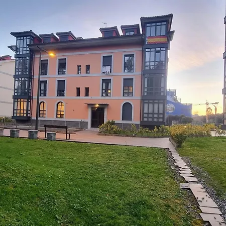 Apartment Rompeolas Llanes